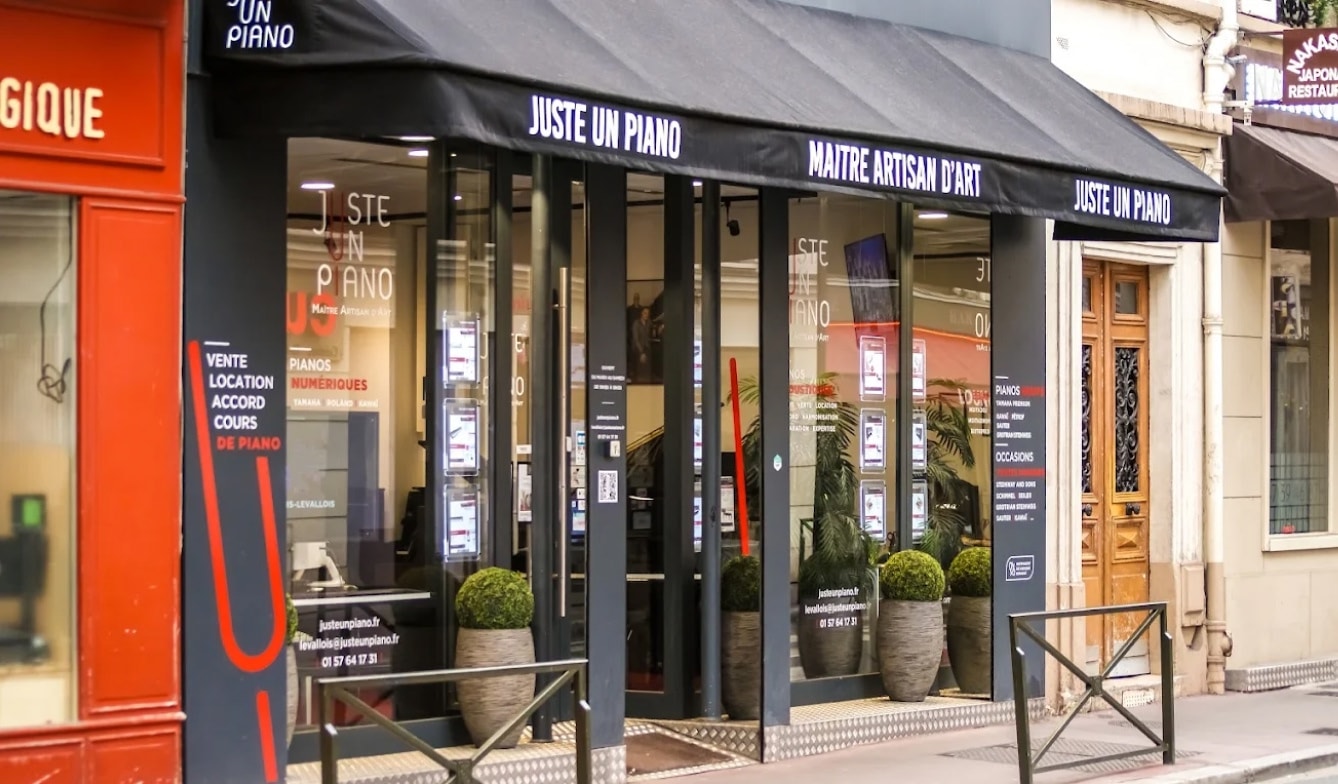 Devanture du magasin Juste un Piano à Levallois